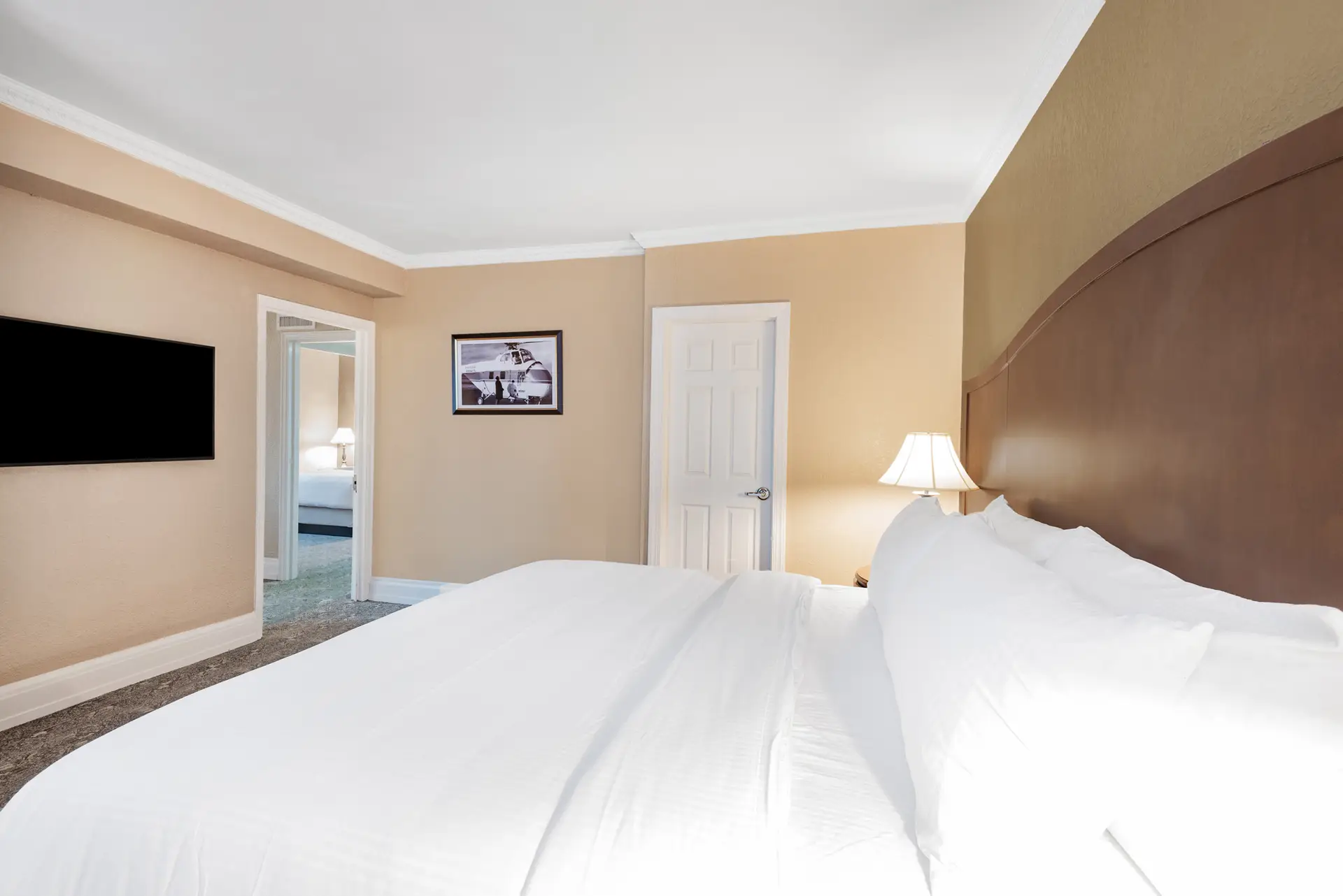 S11-Two-bedroom-suite-2-high-res